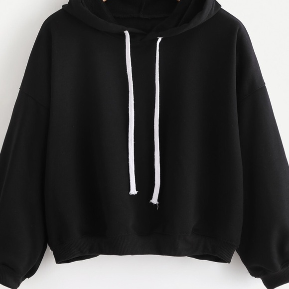 Tops - Cropped Half Sleeve Black Hooded Sweatshirt
